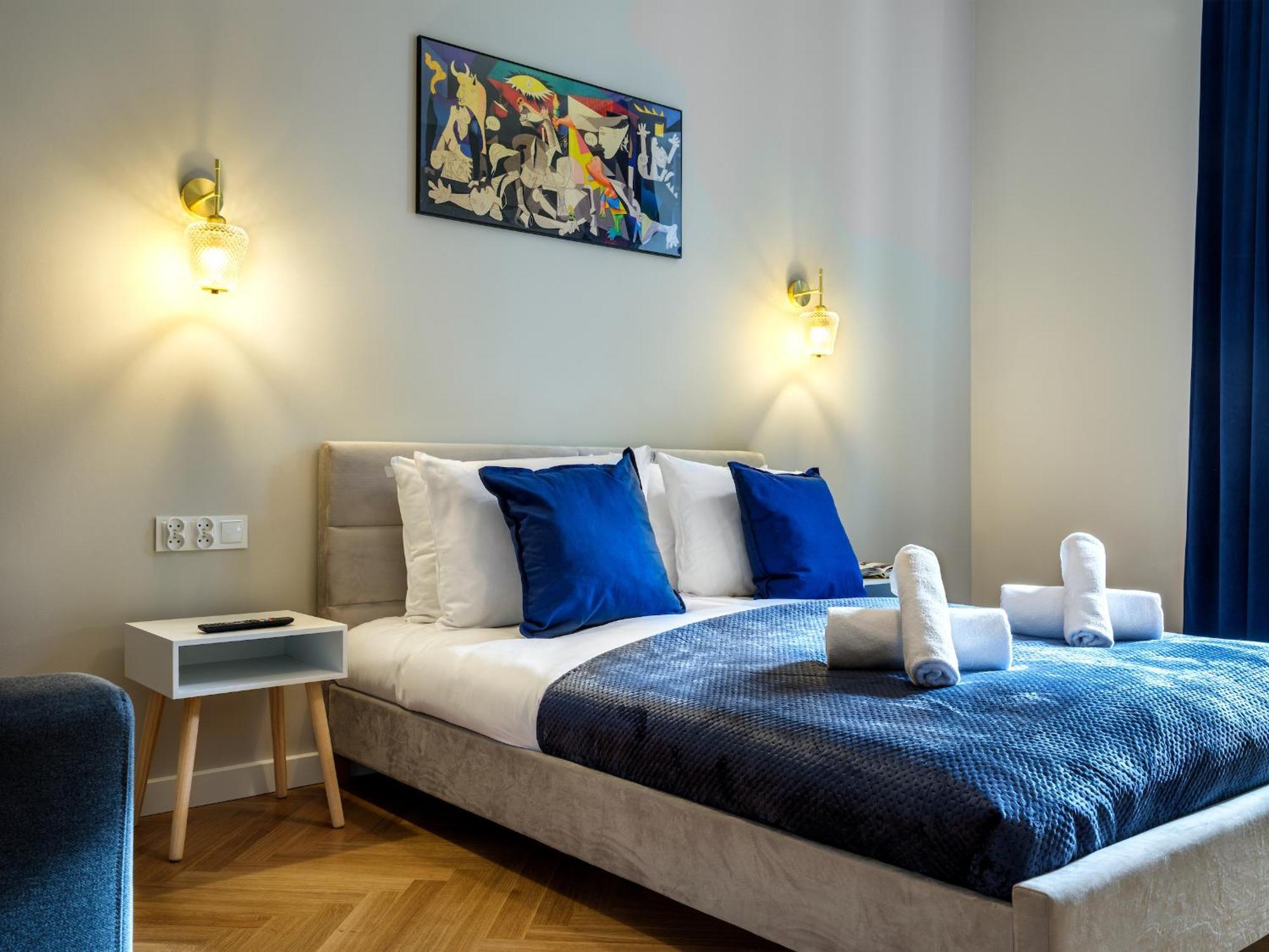 Tyzenhauz Suites Topolowa Cracóvia Exterior foto