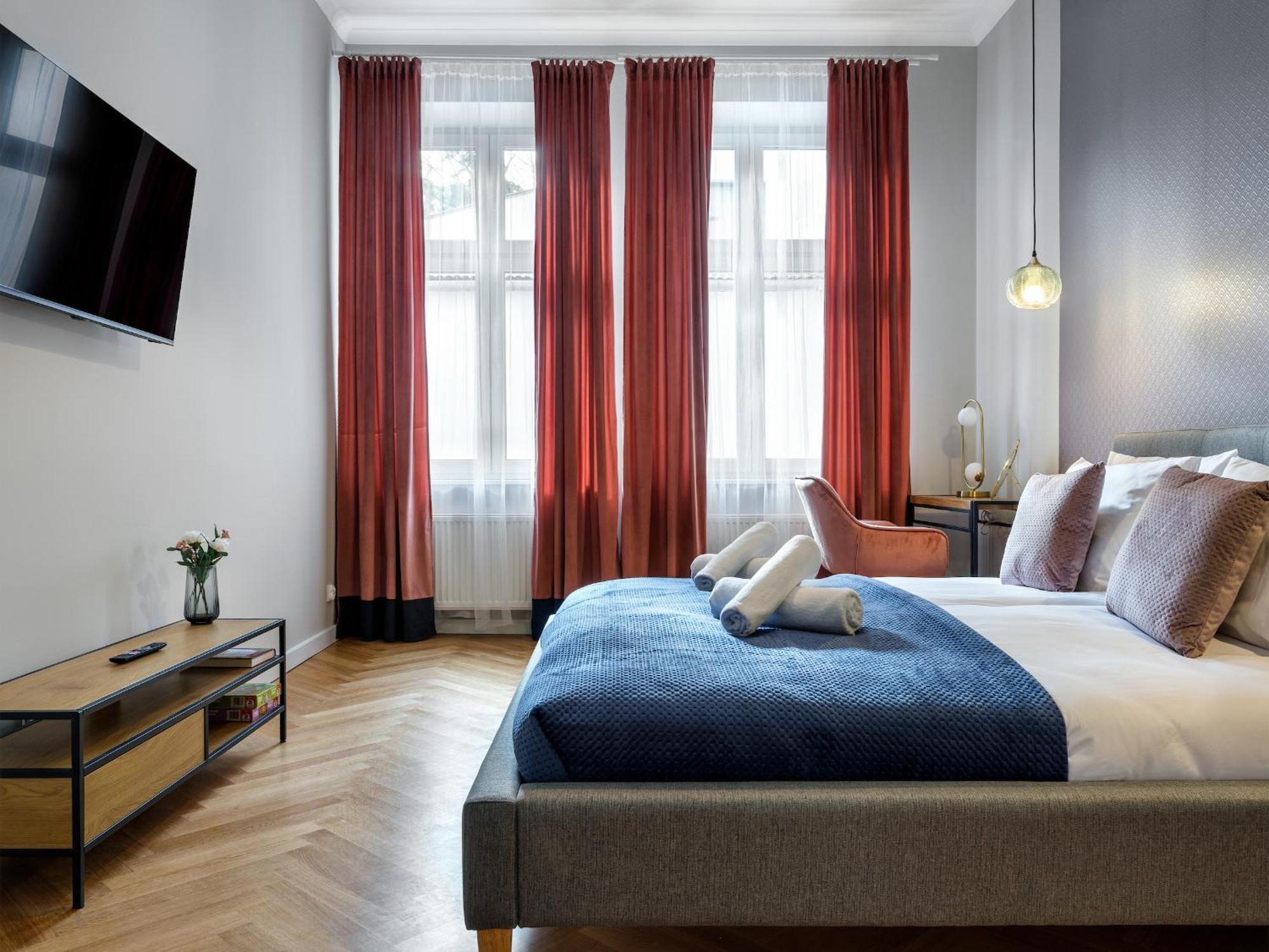Tyzenhauz Suites Topolowa Cracóvia Exterior foto